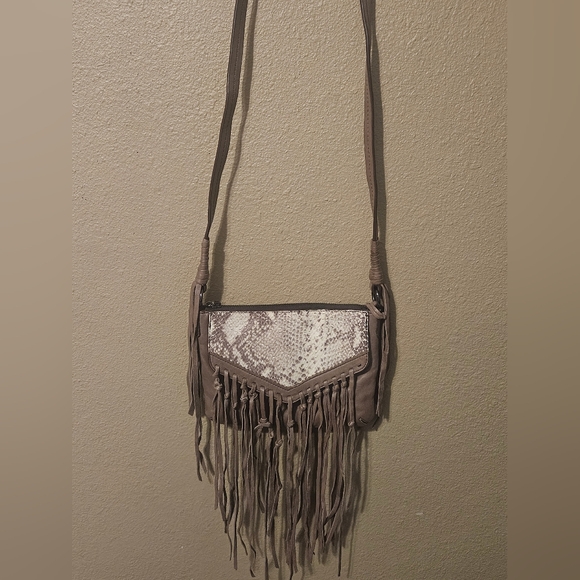 Kooba Sparrow Python lambskin Fringe  Leather Crossbody Bag Purse - Picture 1 of 13